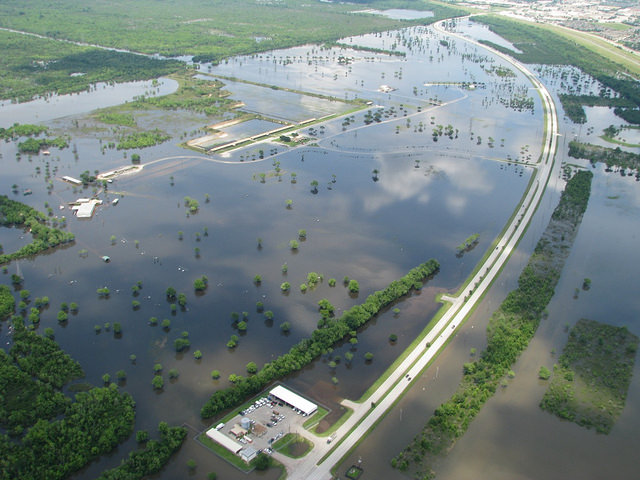 Congress needs to throw federal flood insurance program a life raft